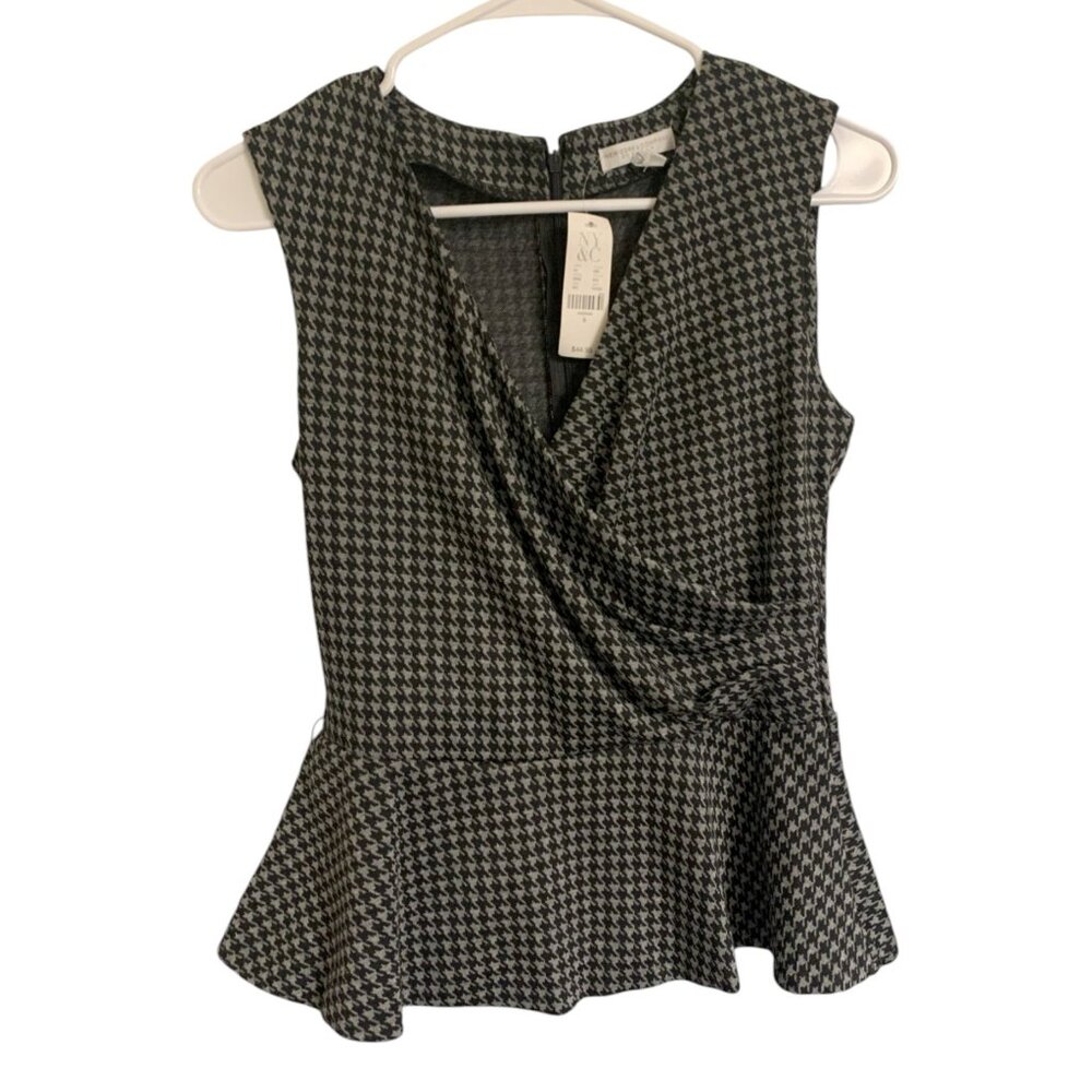 New York & Company Black and White Print Twist Blouse - Size 6